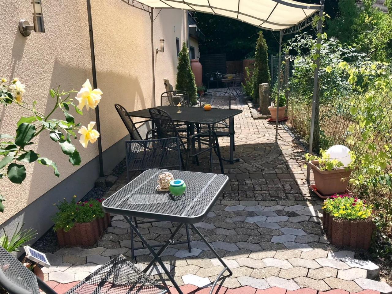 Residenz Moselzauber - Ferienwohnungen Mit Pool Landschaft Ернст Екстериор снимка